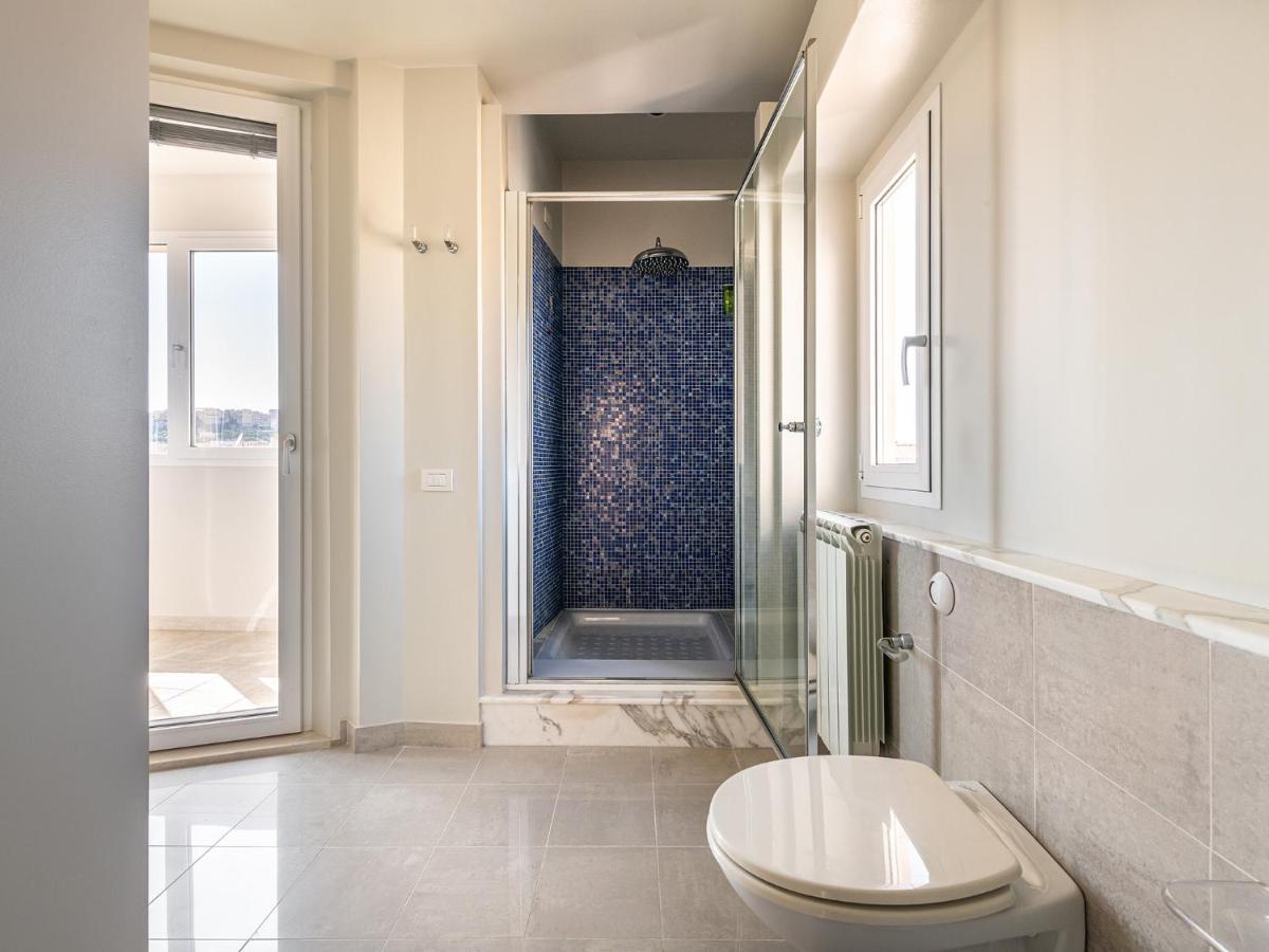 Apartment Penthouse Center *